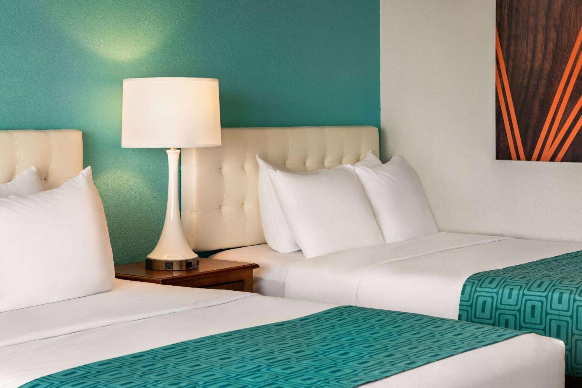Howard Johnson By Wyndham Ocean City Oceanfront Exterior foto